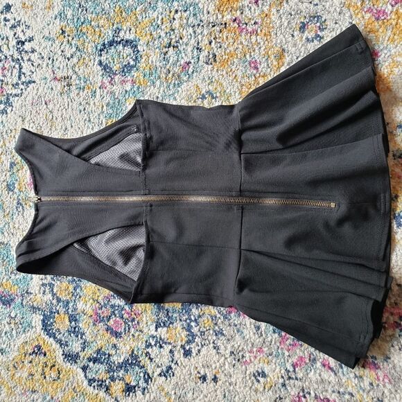 Lush faux leather top - Picture 5 of 13